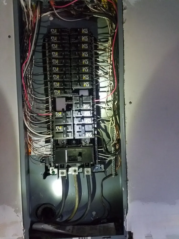 Slide of It's Lit Electrical ATL