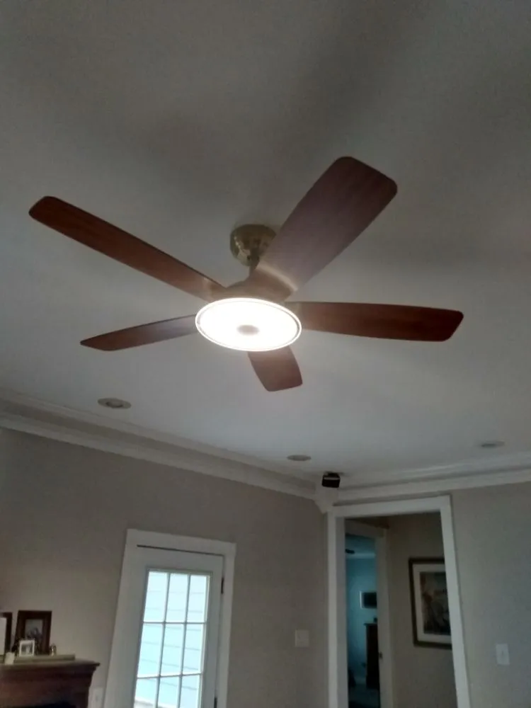 Slide of It's Lit Electrical ATL