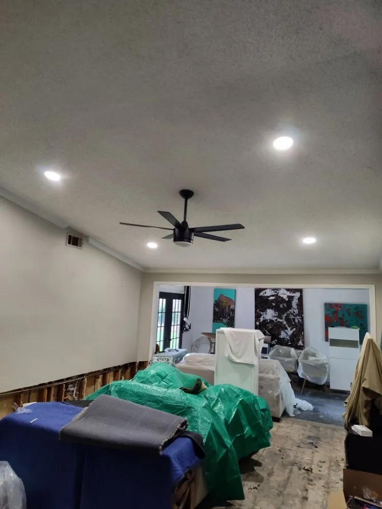 Slide of Ivan Electric