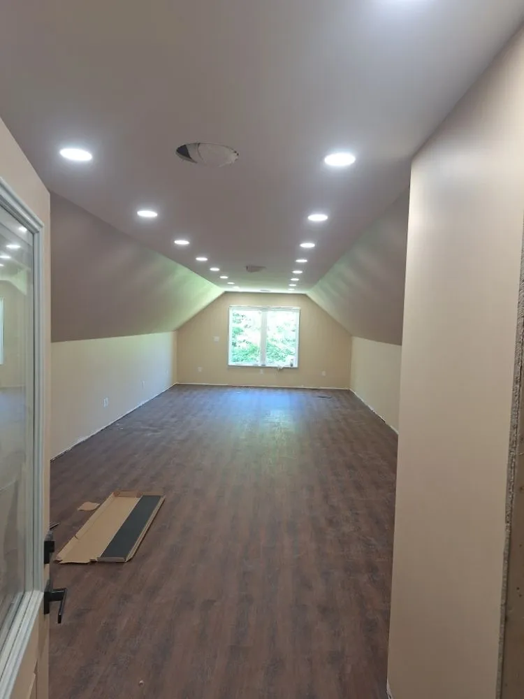 Slide of Iveys Handyman Services