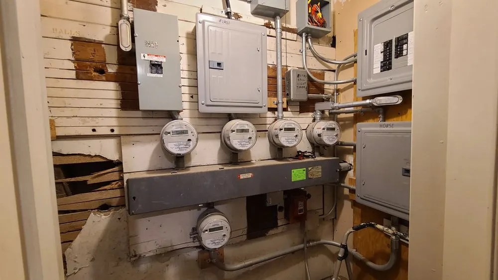 Slide of Ivolt Electric