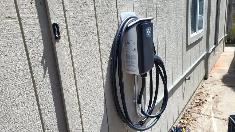 Slide of Ivolt Electric