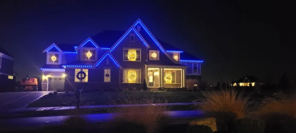 Professional electrician providing circuit breaker repair in , 