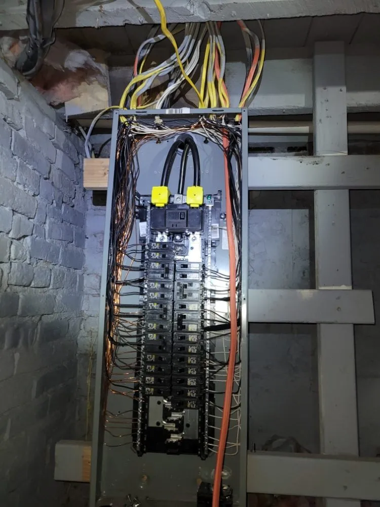 Expert electrical service for homes in emergency electrical service,  by 