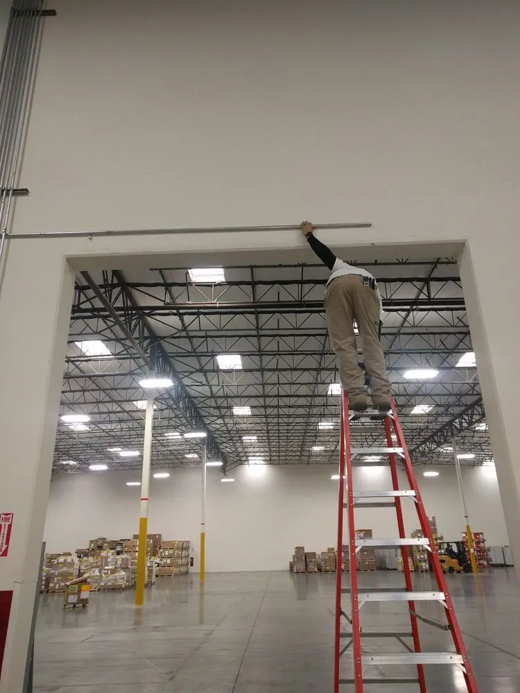 Slide of iX Electric