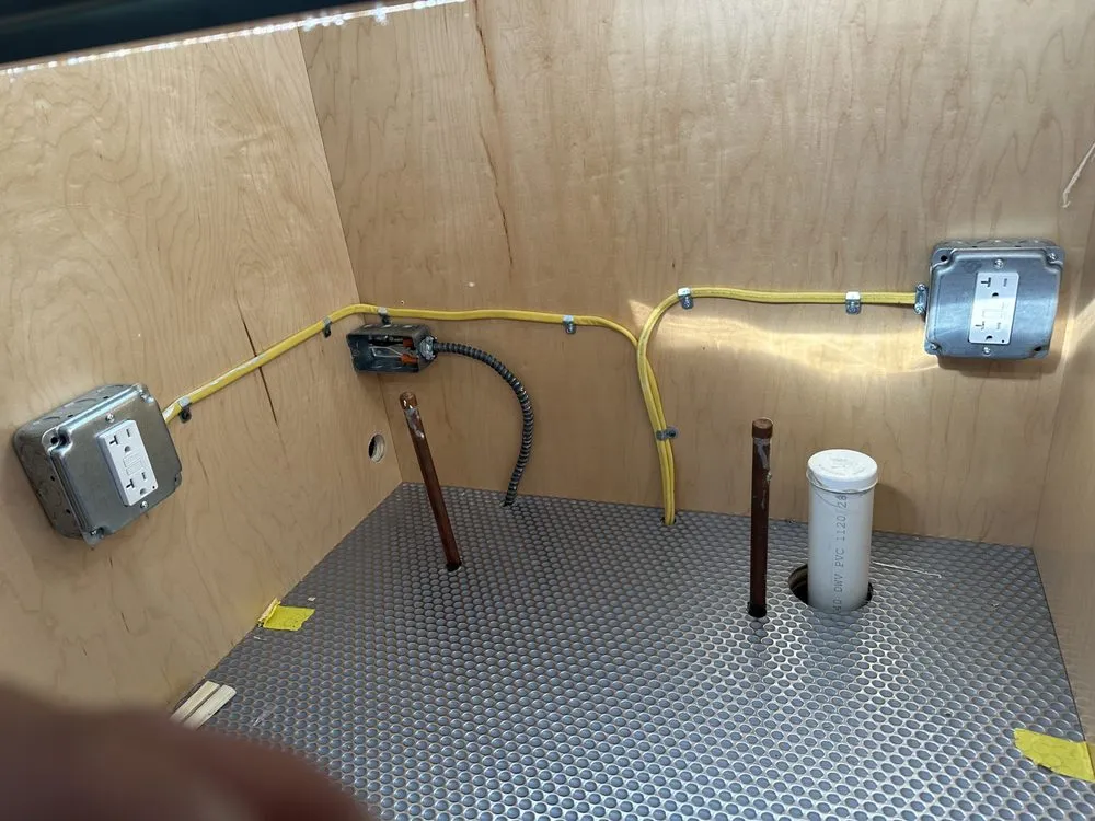 Professional wiring installation experts serving ,  - Izakelectric