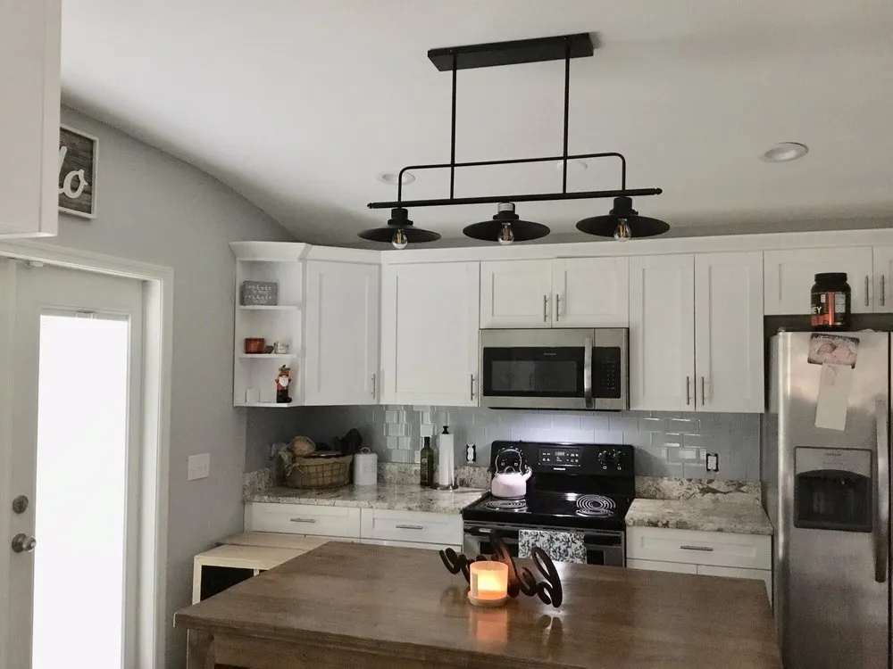 Reliable emergency electrical service experts serving St Petersburg, FL - Izzo Electric