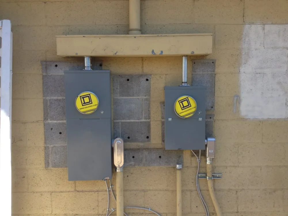 Slide of Izzy's Electric