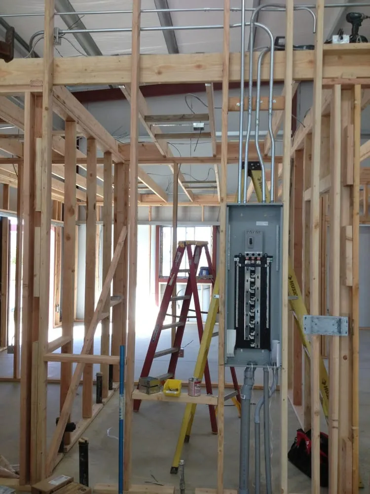 Slide of Izzy's Electric