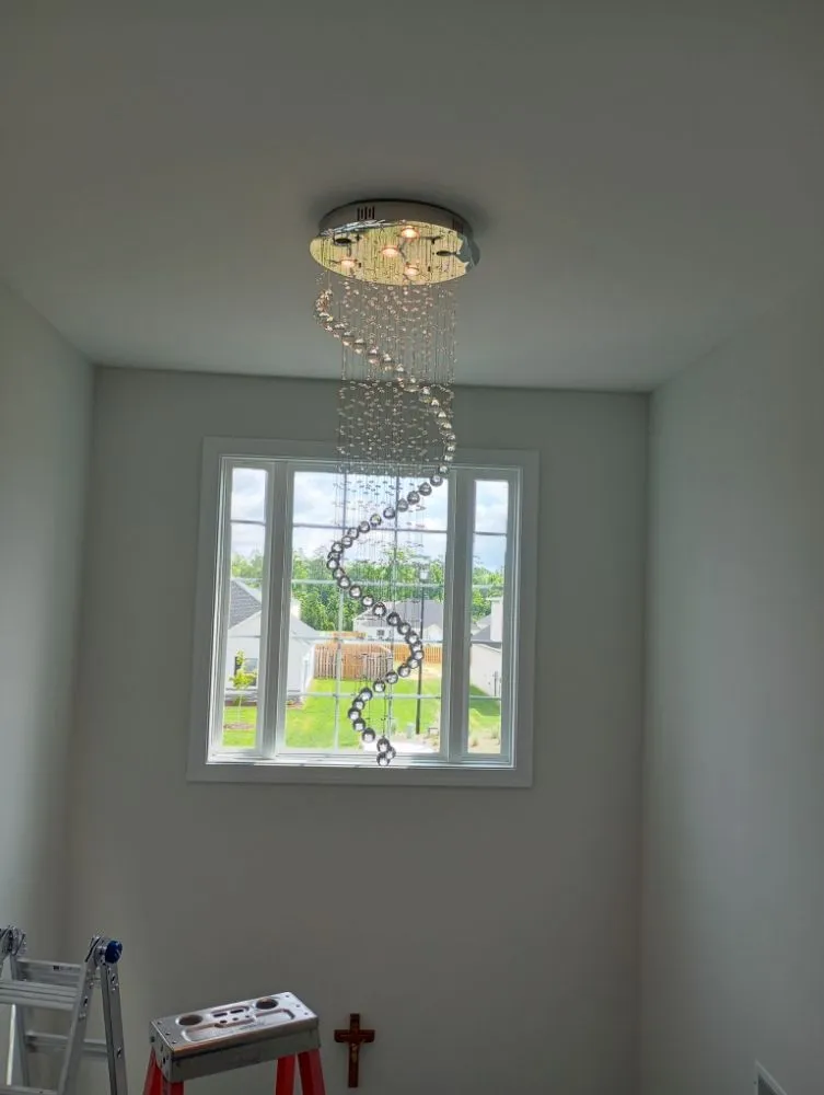 Slide of J & E Electrical Services