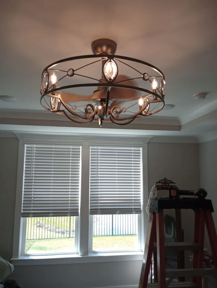 Slide of J & E Electrical Services