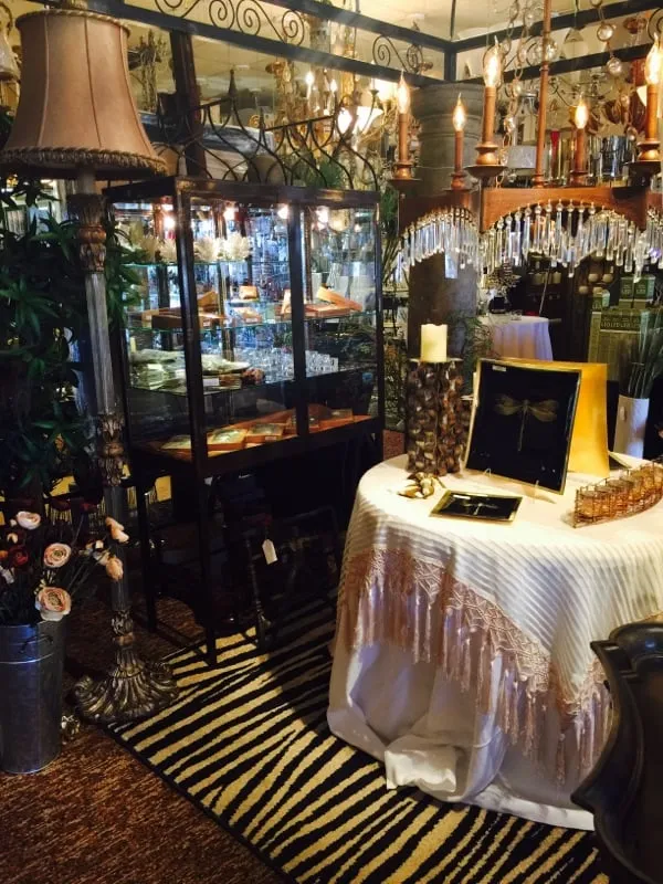 Slide of J & G Electric