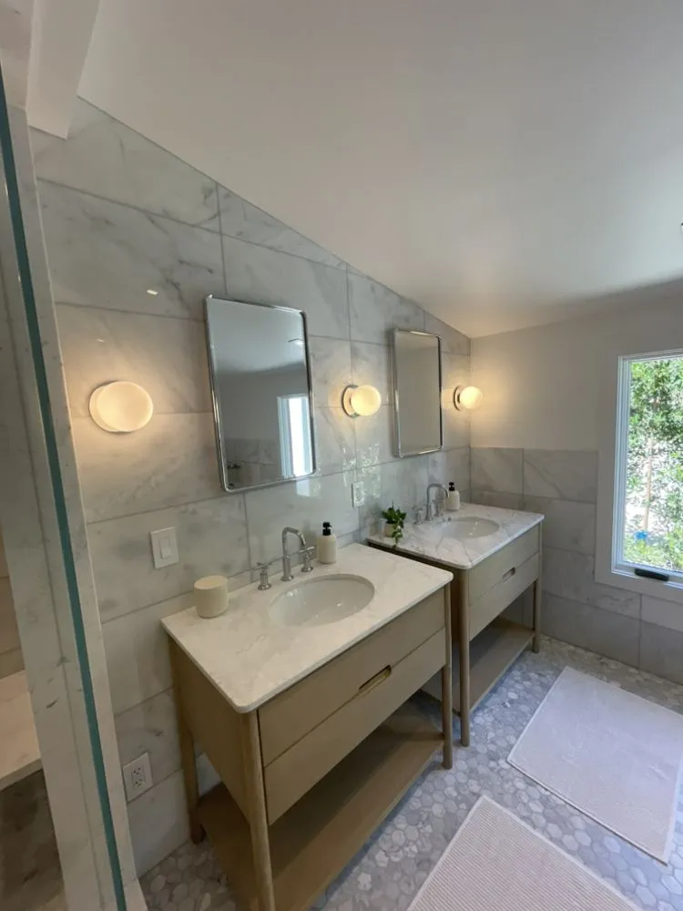 Slide of J & I Electric