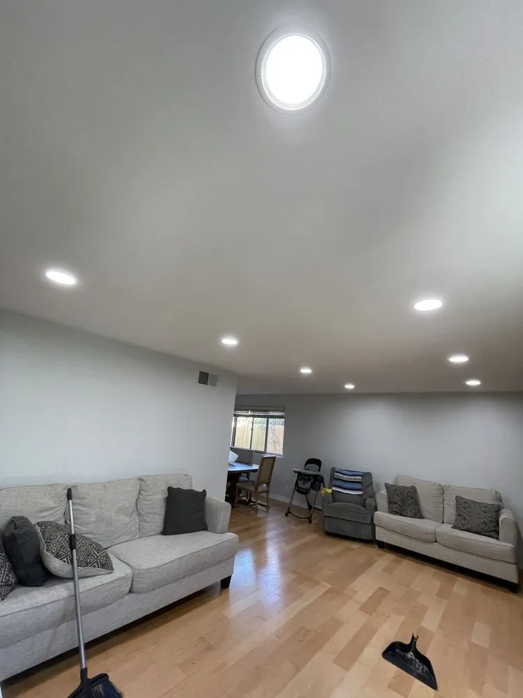 Slide of J & I Electric