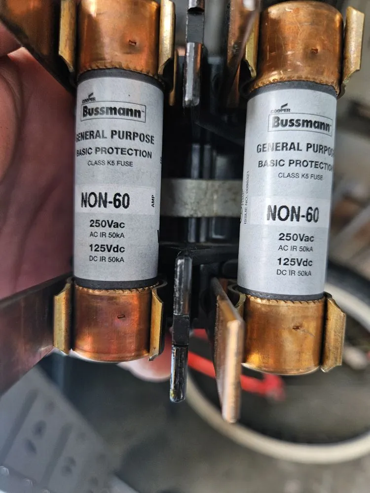 Slide of J & I Electric Service