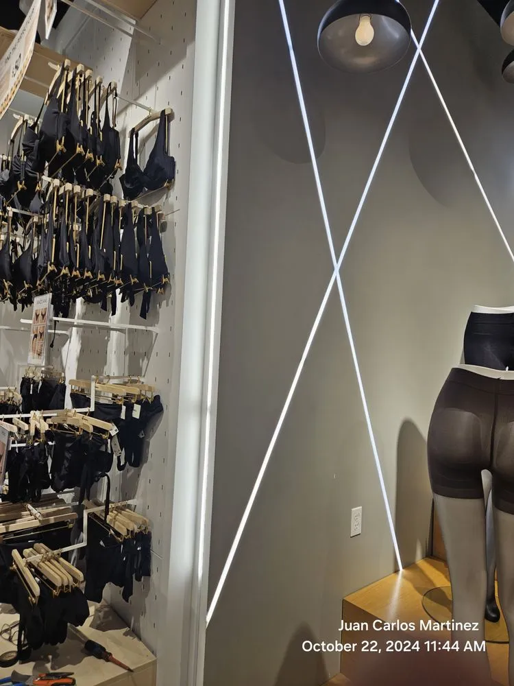 Slide of J & I Electric Service