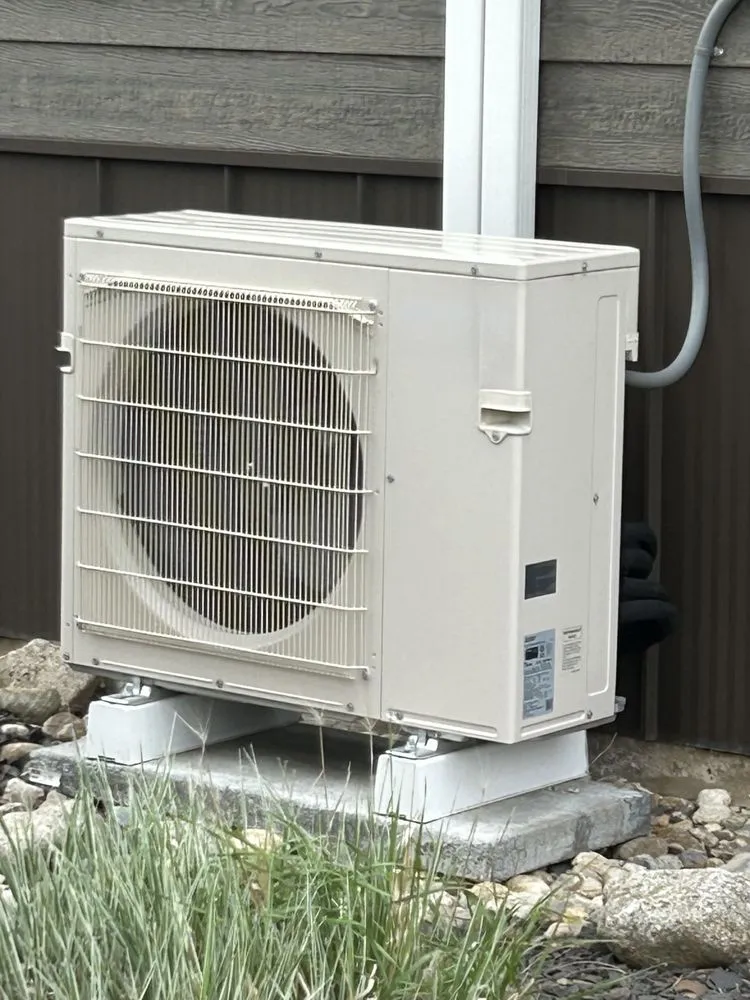 Affordable electrician providing outlet and switch repair in Greenacres, WA - J & J Electrical