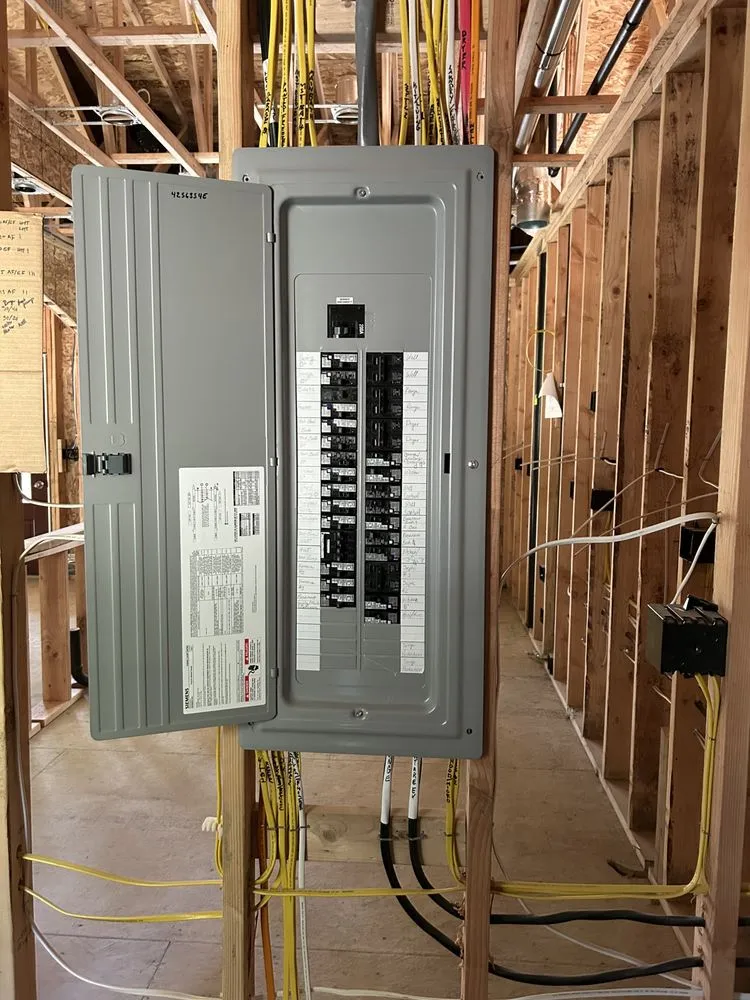 Affordable electrician providing outlet and switch repair in Greenacres, WA - J & J Electrical