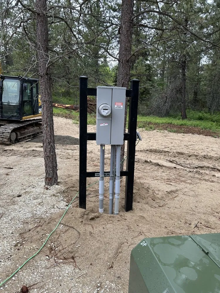Trusted circuit breaker repair in Greenacres, WA by J & J Electrical