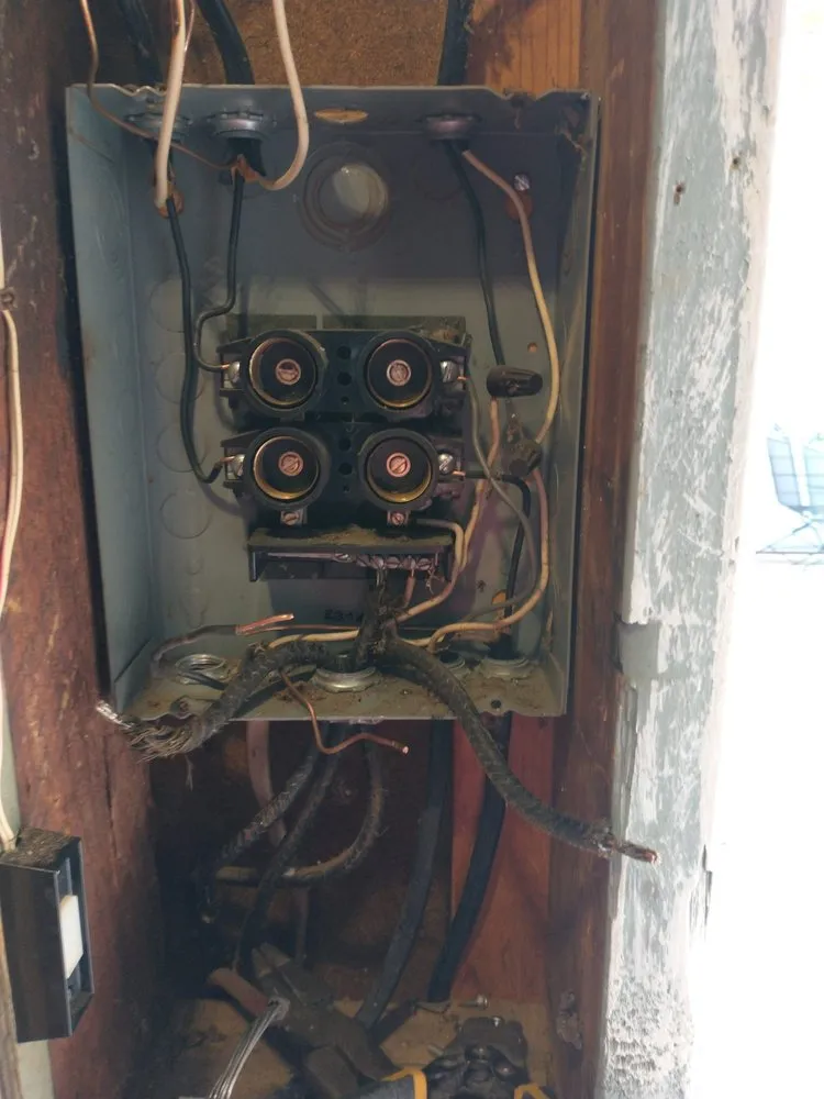 Slide of J & J Heating, Cooling and Electrical