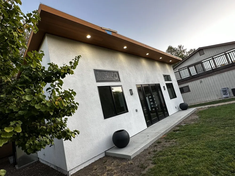 Slide of J & R Electric