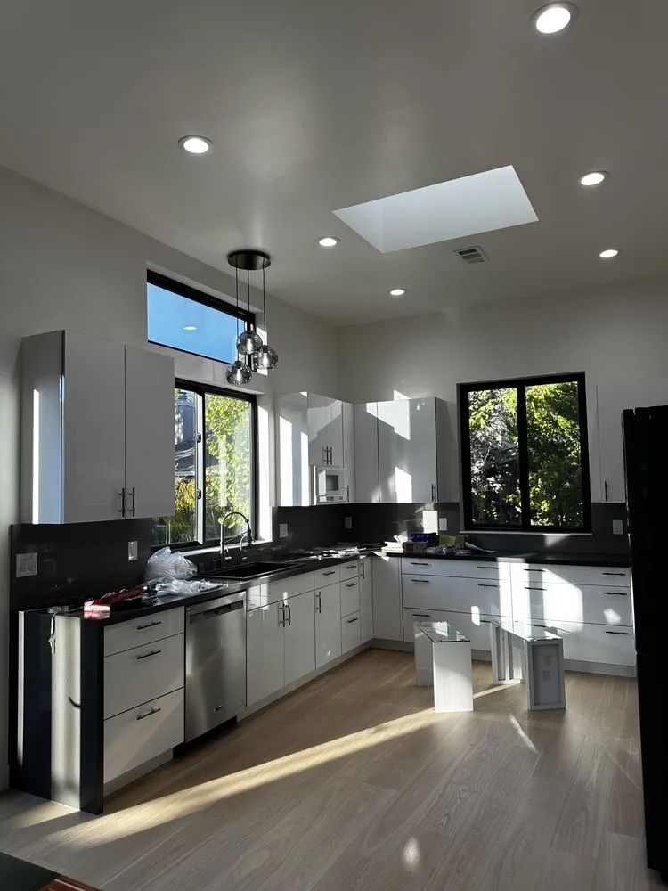 Slide of J & R Electric