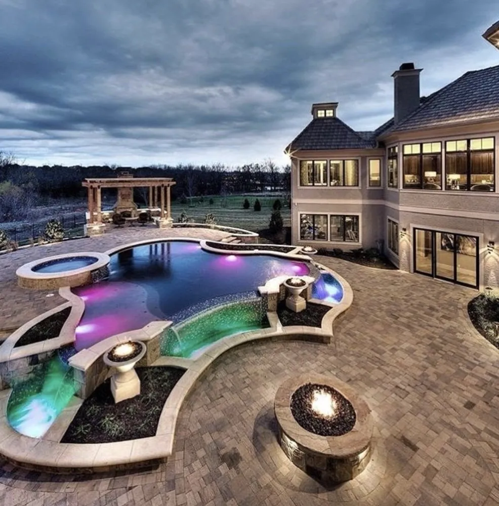 Slide of J Casillas Electric