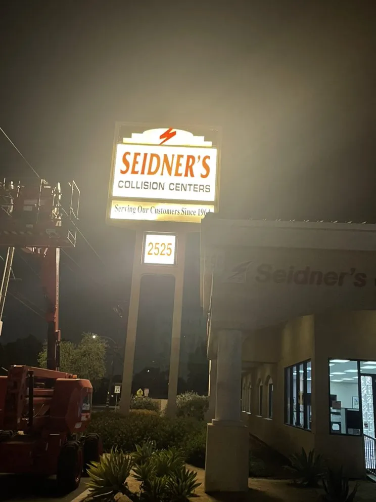 Reliable electrician providing lighting installation in City of Industry, CA - J Power Electric