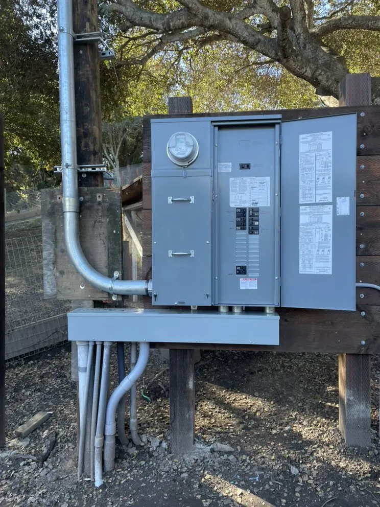 Slide of J Rivas Electric