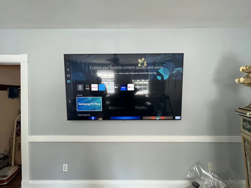 Emergency electrician providing panel upgrade in , 