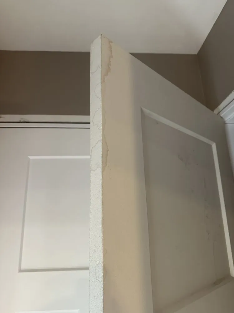 Reliable electrical service for homes in lighting installation, by