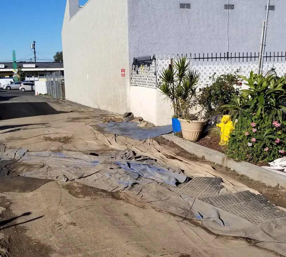 Slide of J Z Design Build