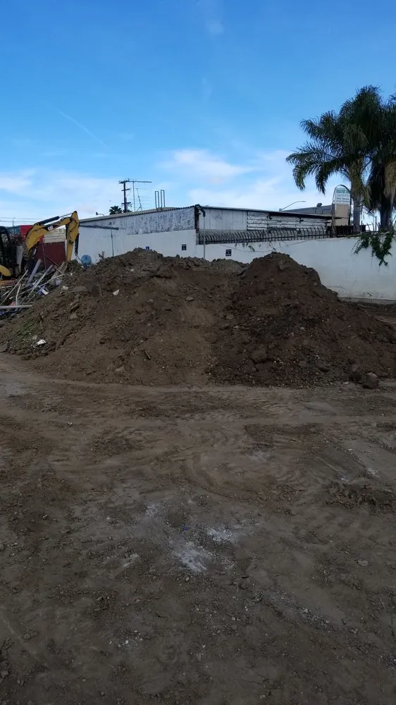 Affordable electrician providing electrical repair in , 