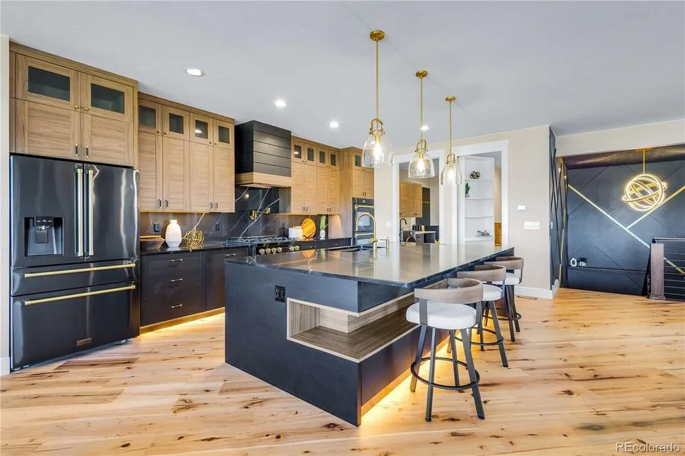 Slide of J2D Electric