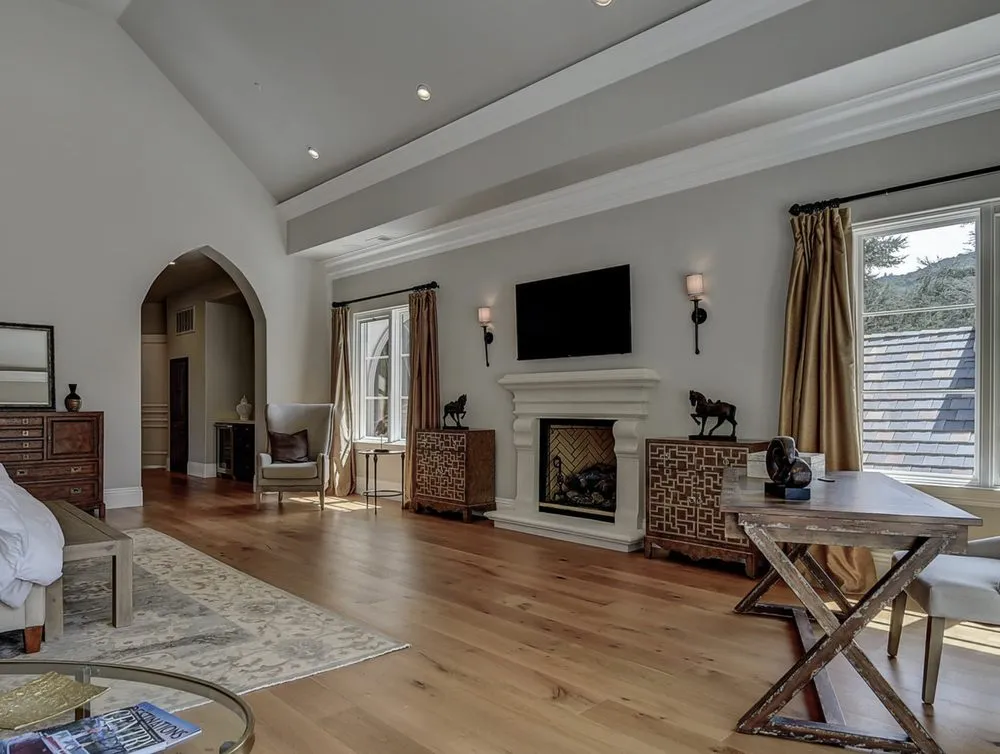 Slide of Jackson Electric