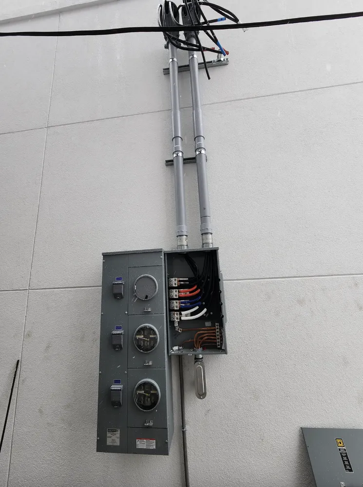 Slide of Jacob King Electrician