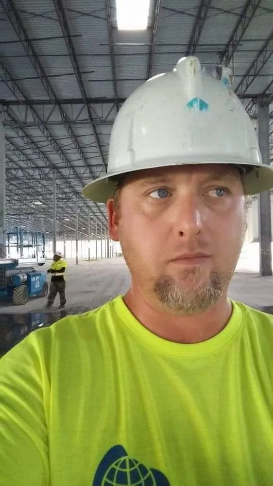 Slide of JADE Electric