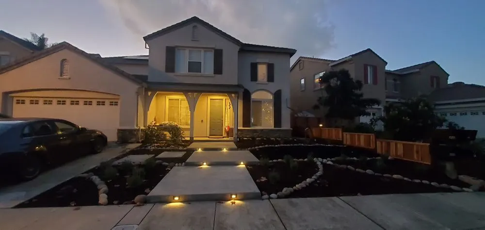 Slide of Jade Electric