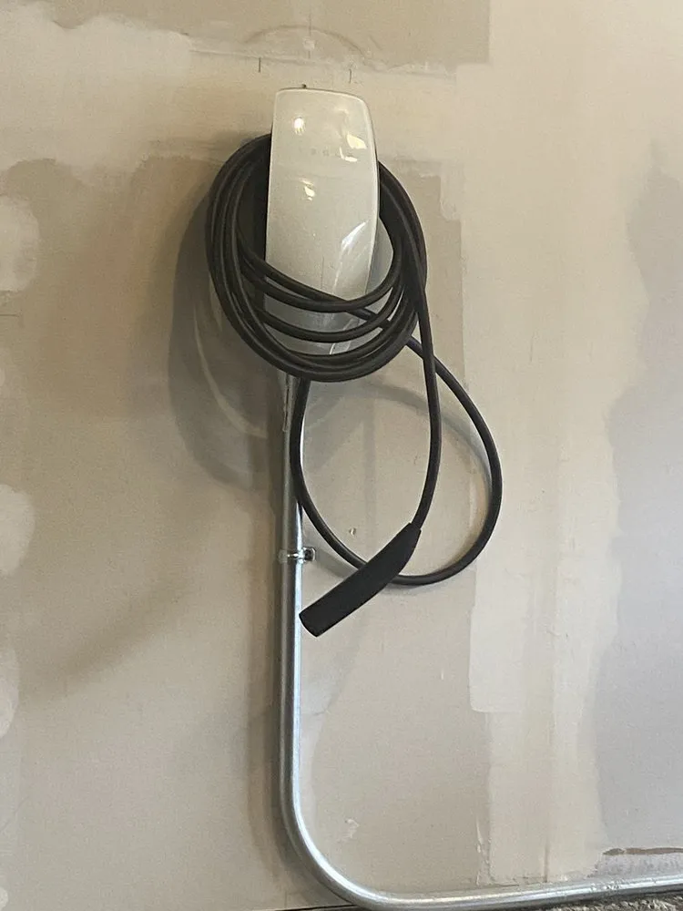 Slide of Jade Electric