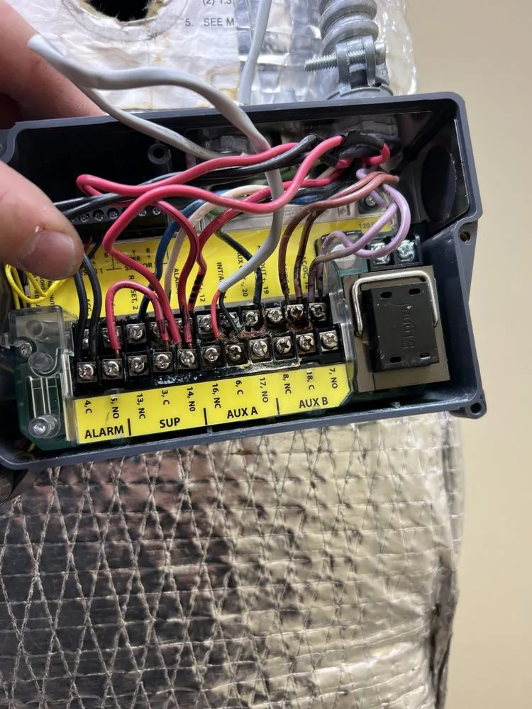 Slide of Jaden Dominski Electrician