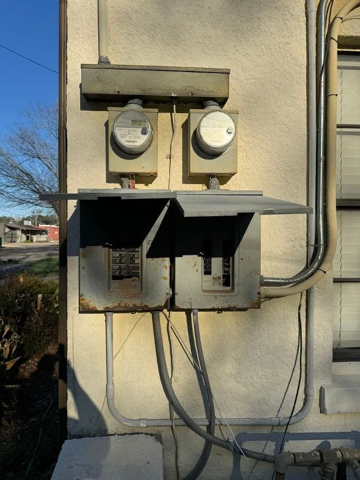 Slide of Jades Electric