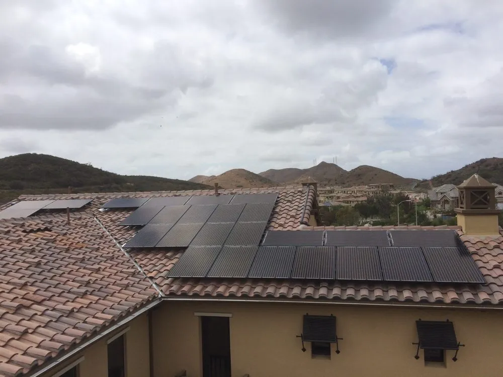 Affordable electrician providing panel upgrade in , 