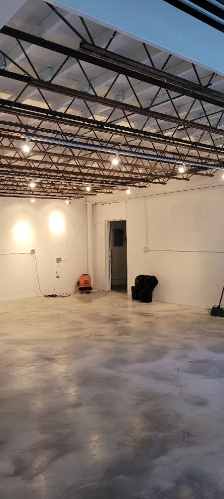 Slide of Jag Electric