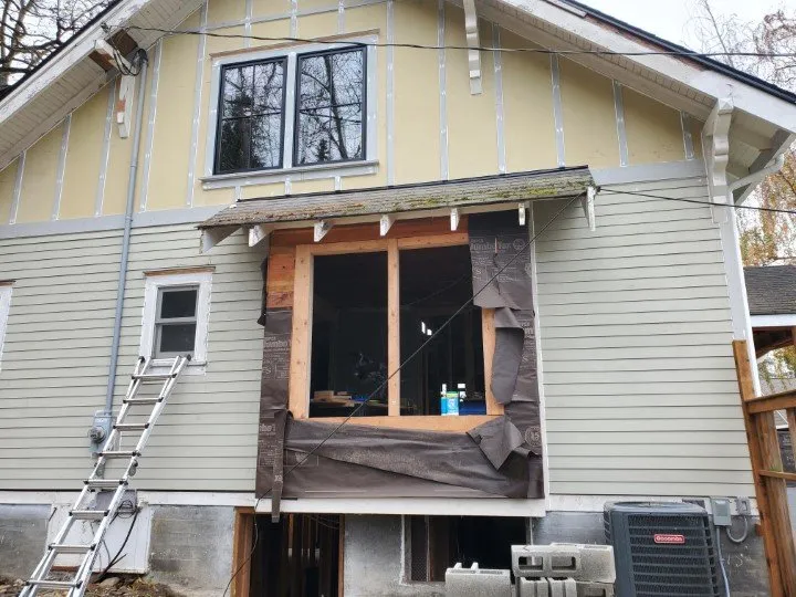 Slide of Jag Electric