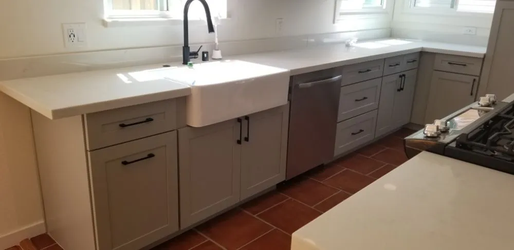 Certified electrical service for homes in lighting installation,  by 