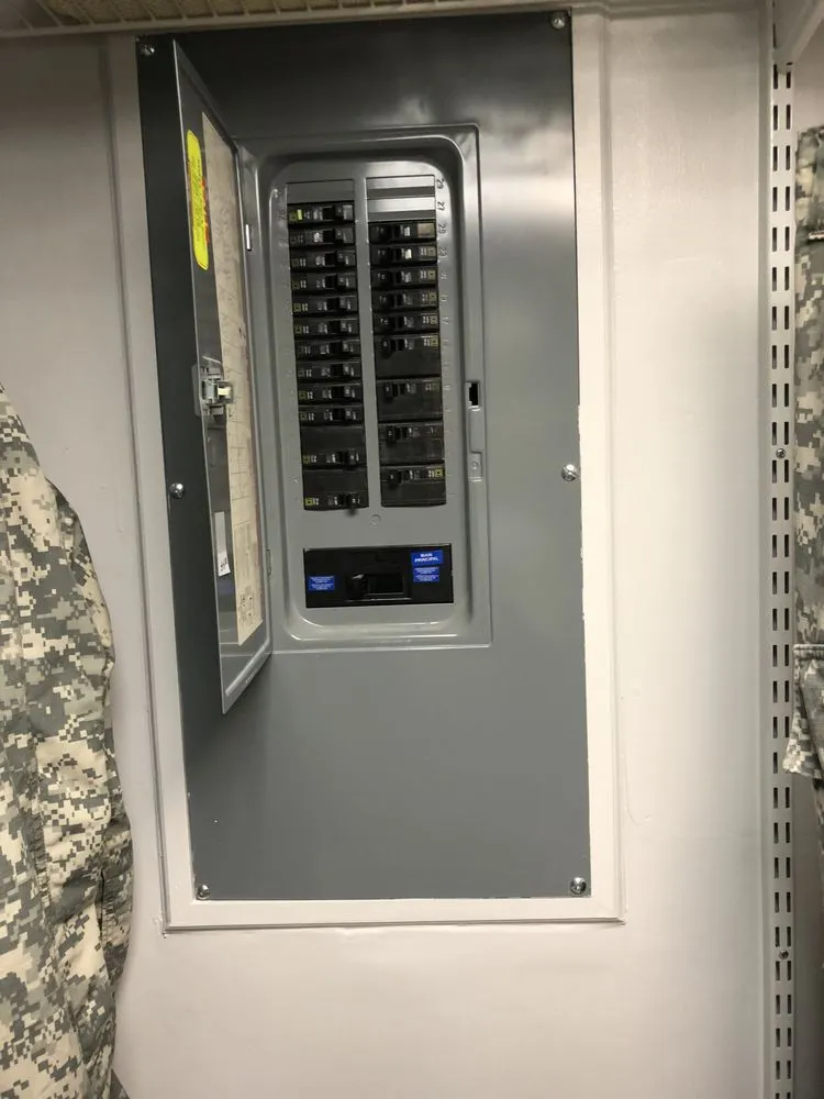 Affordable electrician providing lighting installation in , 