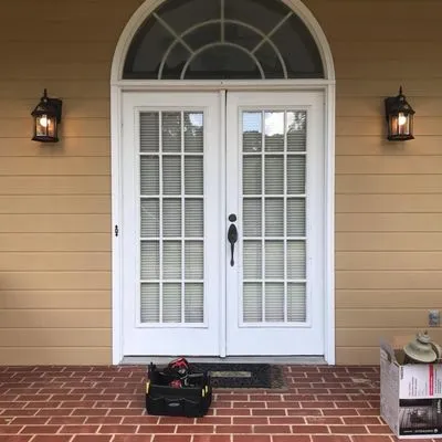 Jamaica Ave Certified Electrician Logo