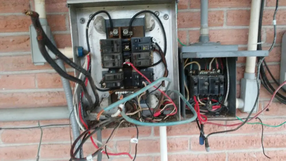 Emergency wiring installation service in Porter, TX - Janneth Electric