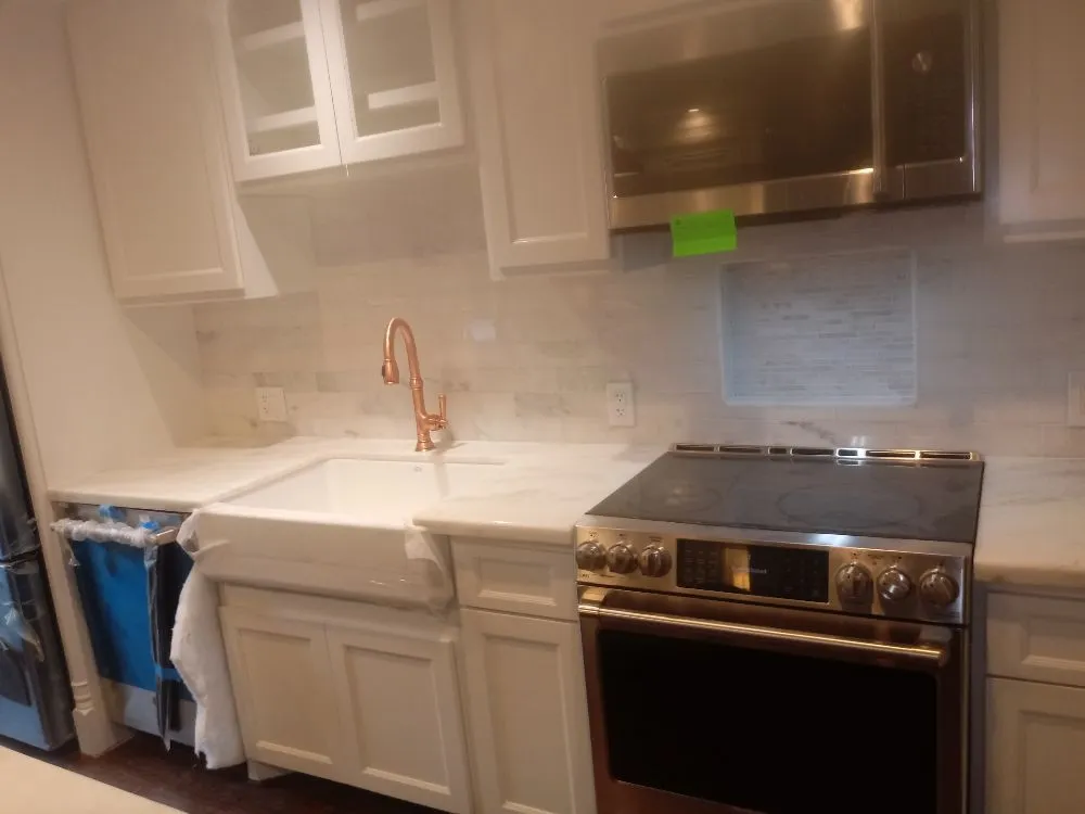 Affordable outlet and switch repair in Porter, TX by Janneth Electric