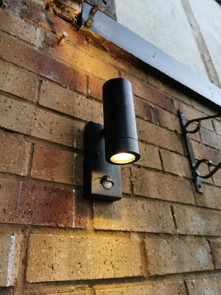 Slide of Jan's Electrical Services